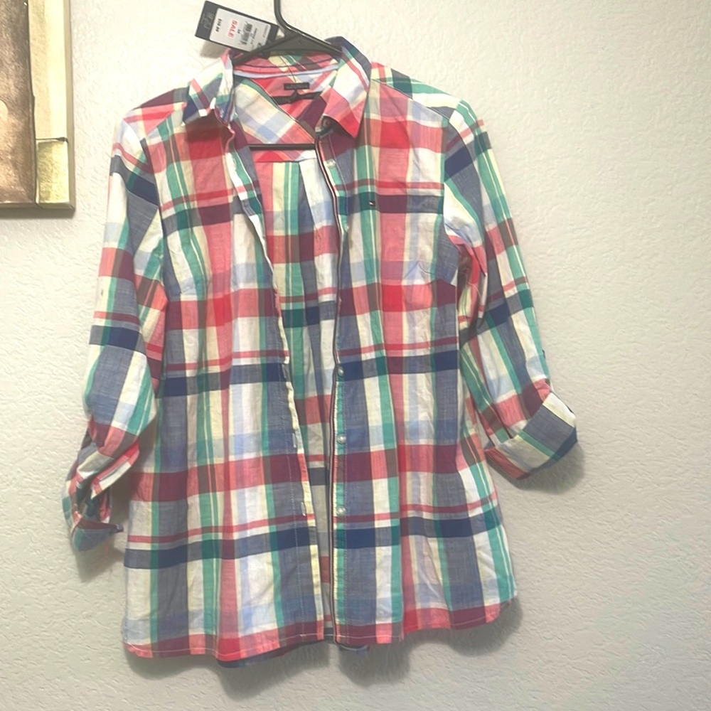 Women’s plaid Tommy shirt